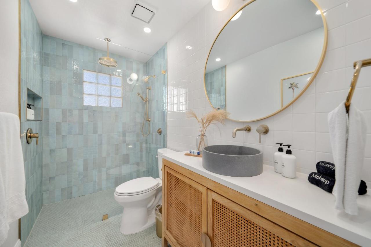 Luxury Villa 3 Blocks From The Beach With A Pool, Fire Pit And Outdoor Oasis كيب كانافيرال المظهر الخارجي الصورة